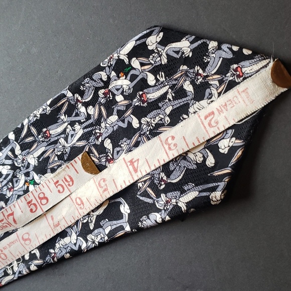 Bugs Bunny Looney Tunes 100% Silk Tie - Picture 7 of 8